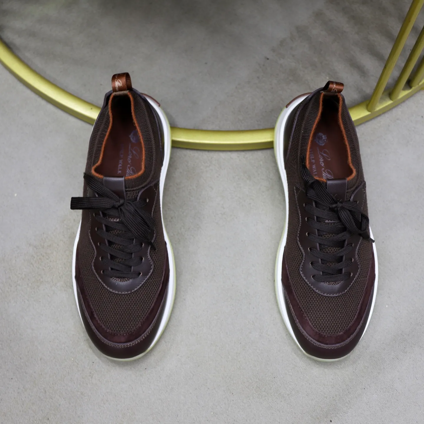 Factory price: 💰620 Loropiana LP men's shoes ♞size; 38-44 "45.46 customization" cowhide stitching and cowhide feet. It is really easy to wear, lazy, relaxed, casual, perfect comfort, and there are many color choices, and they all look good with clothes. Is it true that Loropiana can bring social value? “Loropiana is the best thing money can buy”